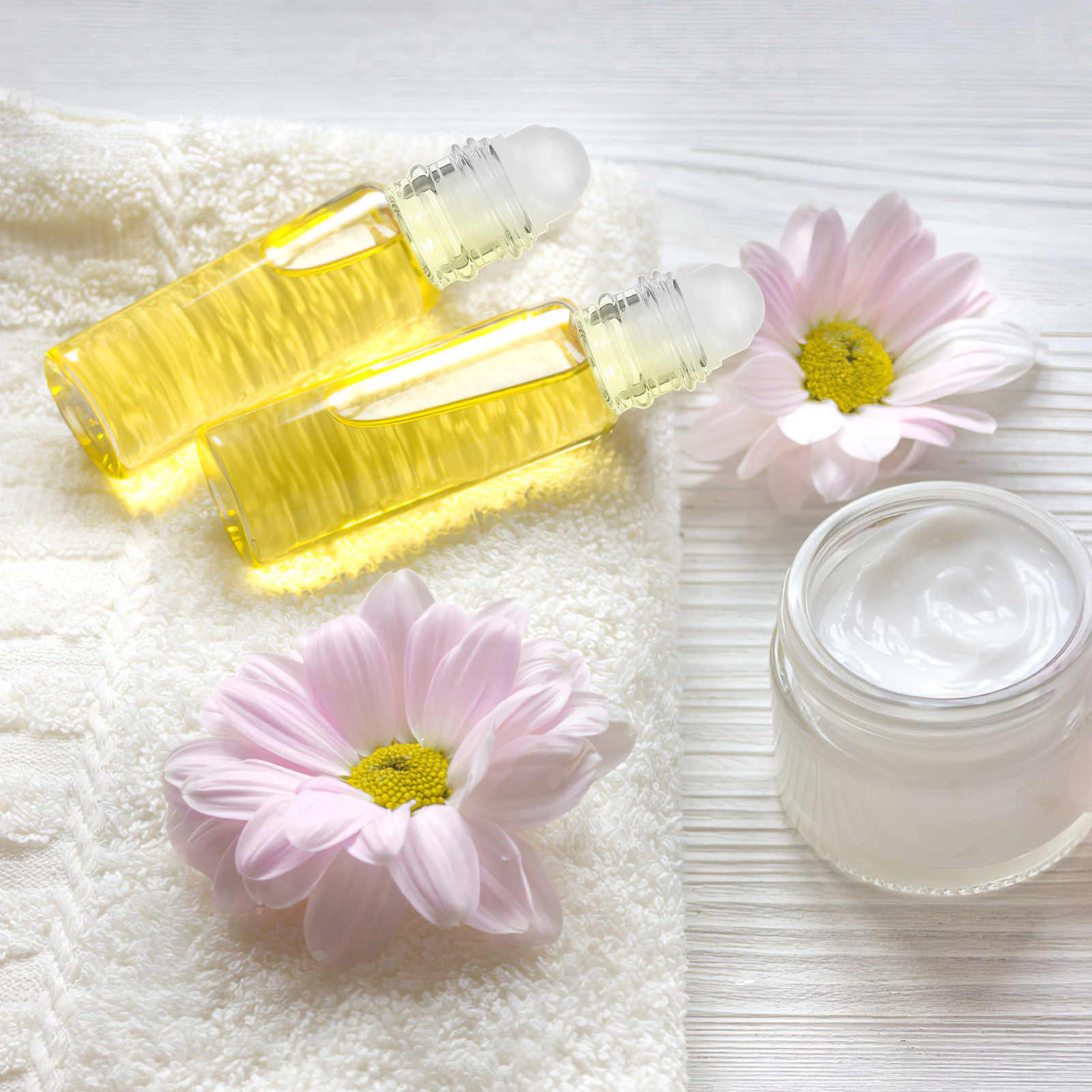 On Perfume & Fragrance Kota Bogor - 12Pcs 5Ml Glass Essential Oil Roller