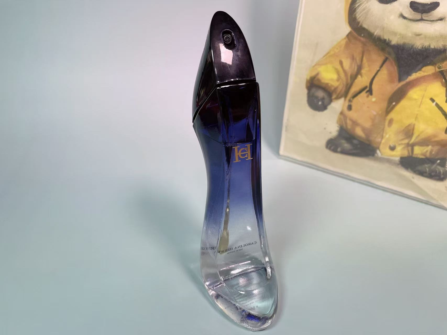 Carolina Herrera Good Girl Leg - Perfume Fragrance Direct review and price